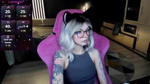 Snapshot of _black_fox__ chatting on March 18, 2026, 11:08 pm Olivia Subscribe to my Fansly - online show from March 18, 2026, 11:08 pm