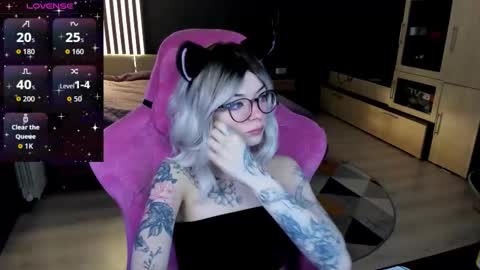 Snapshot of _black_fox__ chatting on March 28, 2026, 11:15 pm Olivia Subscribe to my Fansly - online show from March 28, 2026, 11:15 pm