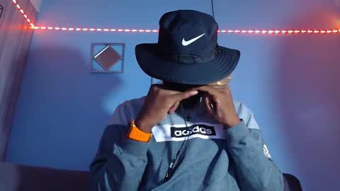 Snapshot of _black_stallion chatting on February 26, 2026, 3:27 am Andrew online show from February 26, 2026, 3:27 am