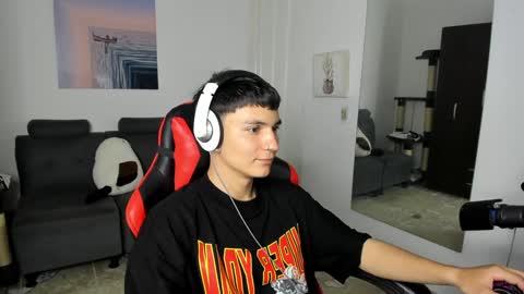 B L A K E online show from December 14, 2024, 11:34 pm