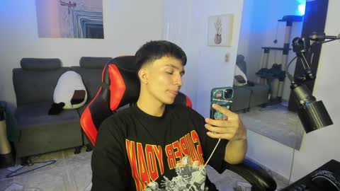 B L A K E online show from January 9, 2025, 5:23 am