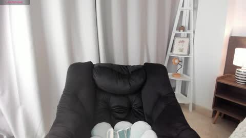 Snapshot of _bleuelune chatting on March 6, 2026, 11:56 pm Mary online show from March 6, 2026, 11:56 pm