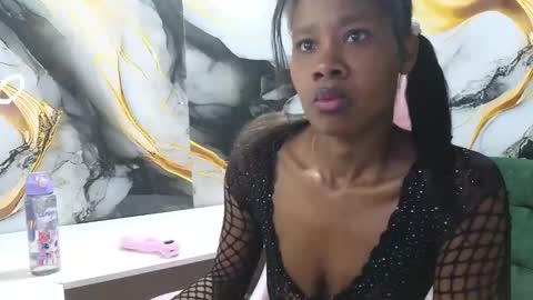 _blond23 online show from February 13, 2026, 12:01 pm