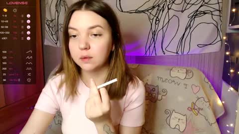 Snapshot of _blonde_barbie_ chatting on May 13, 2026, 9:33 pm Elizabeth online show from May 13, 2026, 9:33 pm