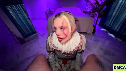 Snapshot of _blowjob_queen_ chatting on November 1, 2025, 10:34 pm Hey were Vi and Alex VACATION FROM OCTOBER 31 TO NOVEMBER 12. AVAILABLE ON INST online show from November 1, 2025, 10:34 pm