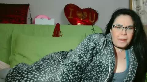 Snapshot of _blue__butterfly_ chatting on January 26, 2025, 1:09 am KHALEESI online show from January 26, 2025, 1:09 am