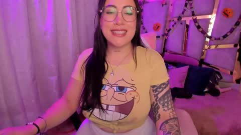 Snapshot of _briigite chatting on October 19, 2025, 10:43 pm Angie  Independent model online show from October 19, 2025, 10:43 pm