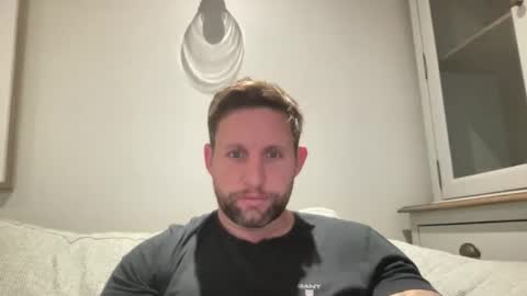  UK BigThick Cock  online show from September 18, 2025, 12:51 pm