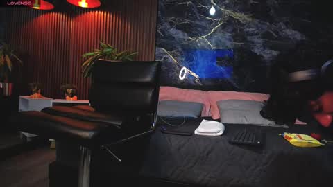 _bunny_boy_ online show from February 23, 2025, 3:02 am