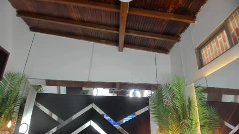 Snapshot of _candy_sweet chatting on October 17, 2025, 6:21 pm Candy online show from October 17, 2025, 6:21 pm