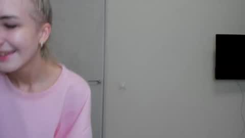   online show from February 5, 2026, 12:04 am