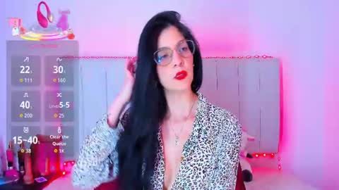 Carolina  online show from June 13, 2026, 7:34 pm