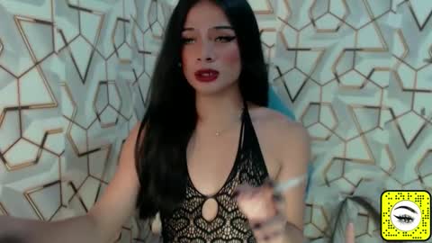 Kate flores online show from April 18, 2026, 8:09 pm