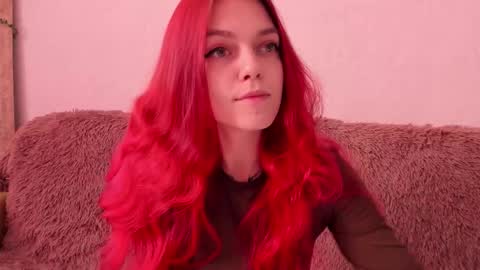 Snapshot of _caroline_coy chatting on September 30, 2025, 11:37 am Caroline online show from September 30, 2025, 11:37 am