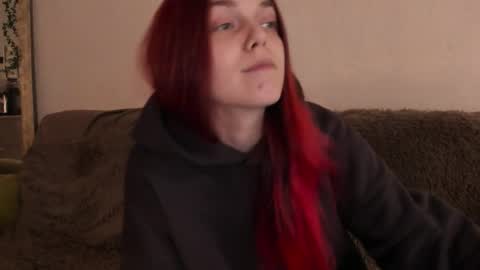 Snapshot of _caroline_coy chatting on October 27, 2025, 12:31 pm Caroline online show from October 27, 2025, 12:31 pm