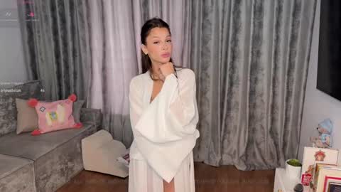 Angela  online show from June 16, 2026, 1:14 pm