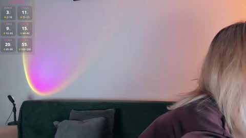 Snapshot of _ccrystaa_ chatting on March 15, 2026, 8:09 am Christina Chris online show from March 15, 2026, 8:09 am