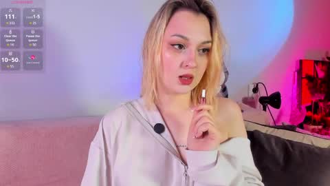 Christina Chris online show from May 22, 2026, 9:37 am
