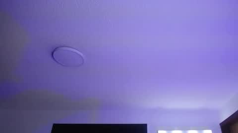 _charlotte_collins_ online show from November 18, 2025, 2:43 pm