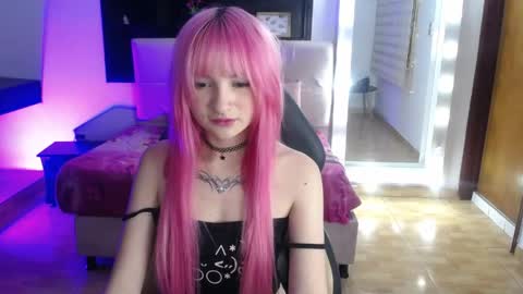 _charlotte_collins_ online show from April 28, 2026, 3:50 pm