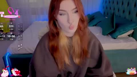 Snapshot of _chlo_e chatting on October 17, 2025, 11:13 am Alisa NO NUDE online show from October 17, 2025, 11:13 am