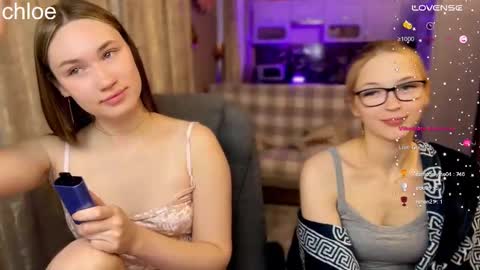 _chloe_miller_ online show from November 6, 2025, 5:08 am