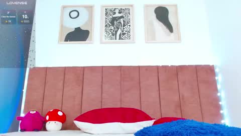 Snapshot of _chloeee chatting on November 22, 2025, 1:26 am Katy online show from November 22, 2025, 1:26 am