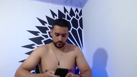 Snapshot of _christopher_dennis_ chatting on December 31, 2024, 1:57 am CRIS online show from December 31, 2024, 1:57 am