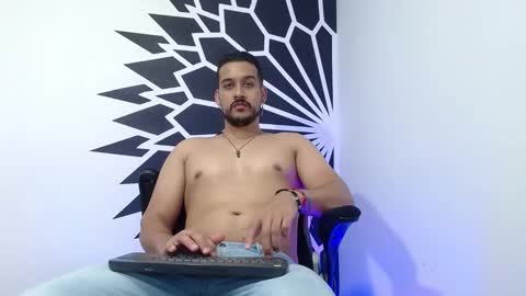 Snapshot of _christopher_dennis_ chatting on January 28, 2025, 1:39 am CRIS online show from January 28, 2025, 1:39 am