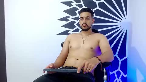 Snapshot of _christopher_dennis_ chatting on February 15, 2025, 2:47 am CRIS online show from February 15, 2025, 2:47 am