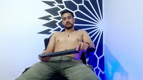 Snapshot of _christopher_dennis_ chatting on February 20, 2025, 1:25 am CRIS online show from February 20, 2025, 1:25 am