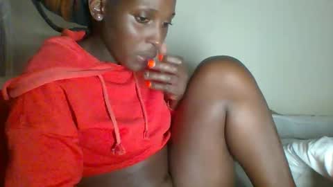 Snapshot of _clara01 chatting on January 14, 2025, 8:52 am clara online show from January 14, 2025, 8:52 am