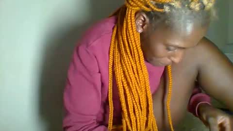 Snapshot of _clara01 chatting on January 22, 2025, 8:40 am clara online show from January 22, 2025, 8:40 am