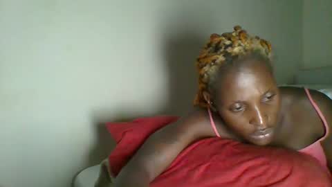 Snapshot of _clara01 chatting on January 22, 2025, 6:31 pm clara online show from January 22, 2025, 6:31 pm