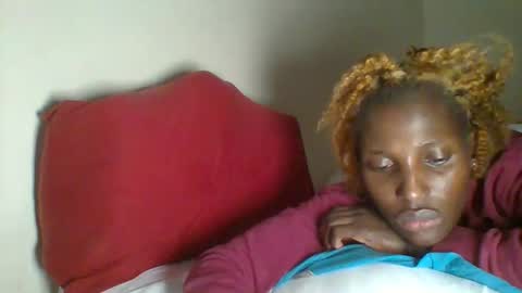 Snapshot of _clara01 chatting on January 25, 2025, 11:34 am clara online show from January 25, 2025, 11:34 am