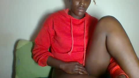 Snapshot of _clara01 chatting on February 28, 2025, 7:37 am clara online show from February 28, 2025, 7:37 am