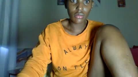 Snapshot of _clara01 chatting on August 7, 2026, 6:37 am clara online show from August 7, 2026, 6:37 am