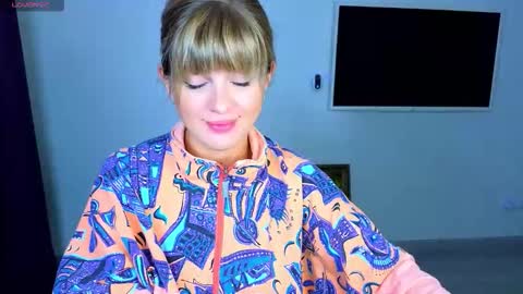 Snapshot of _comefeelme_ chatting on October 27, 2025, 5:39 pm D online show from October 27, 2025, 5:39 pm