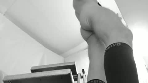 Snapshot of _craftsman chatting on October 9, 2025, 8:01 am _craftsman online show from October 9, 2025, 8:01 am