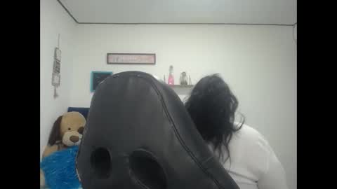 _cristal09 online show from September 11, 2025, 3:12 pm