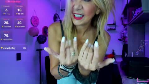 Snapshot of _cristal_ayala chatting on April 21, 2026, 10:45 pm cristal ayala online show from April 21, 2026, 10:45 pm