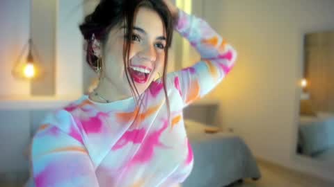420   BI   Bj Queen online show from December 8, 2024, 2:09 pm