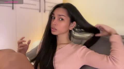 Snapshot of _cumonu69_ chatting on October 2, 2025, 8:54 am Tiko online show from October 2, 2025, 8:54 am