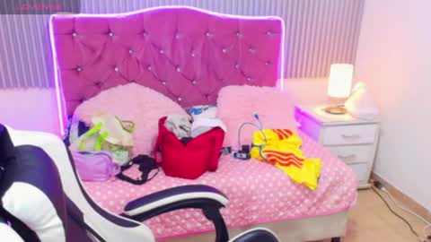 _curvy_mature_ online show from May 24, 2026, 2:16 am
