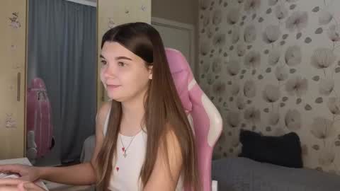 Snapshot of _cute_ice chatting on September 24, 2025, 5:44 am _cute_ice online show from September 24, 2025, 5:44 am