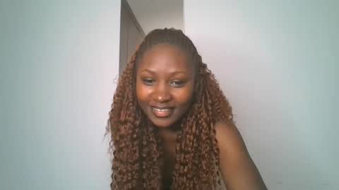 Snapshot of _cutestephanie chatting on October 19, 2025, 12:39 pm STEPH online show from October 19, 2025, 12:39 pm