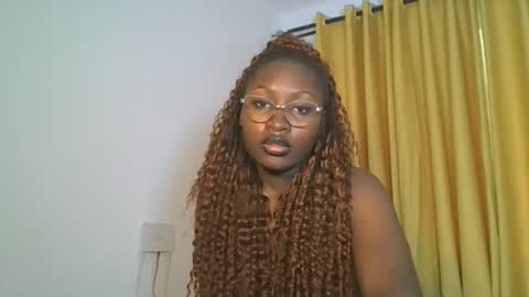 Snapshot of _cutestephanie chatting on October 31, 2025, 11:33 am STEPH online show from October 31, 2025, 11:33 am