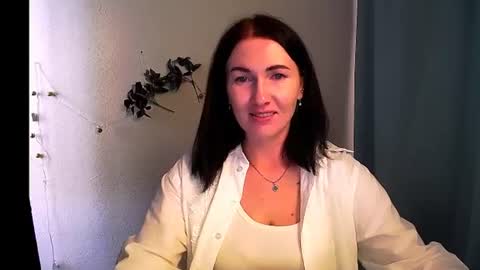 _cutie_and_shy_ online show from June 11, 2026, 7:39 am