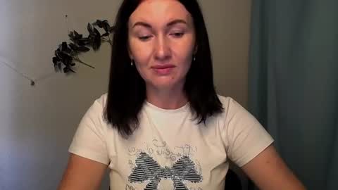 _cutie_and_shy_ online show from June 18, 2026, 6:57 am