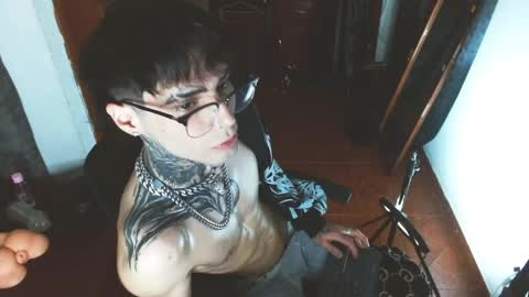 Nate Evans 50 OF online show from May 2, 2026, 5:40 pm